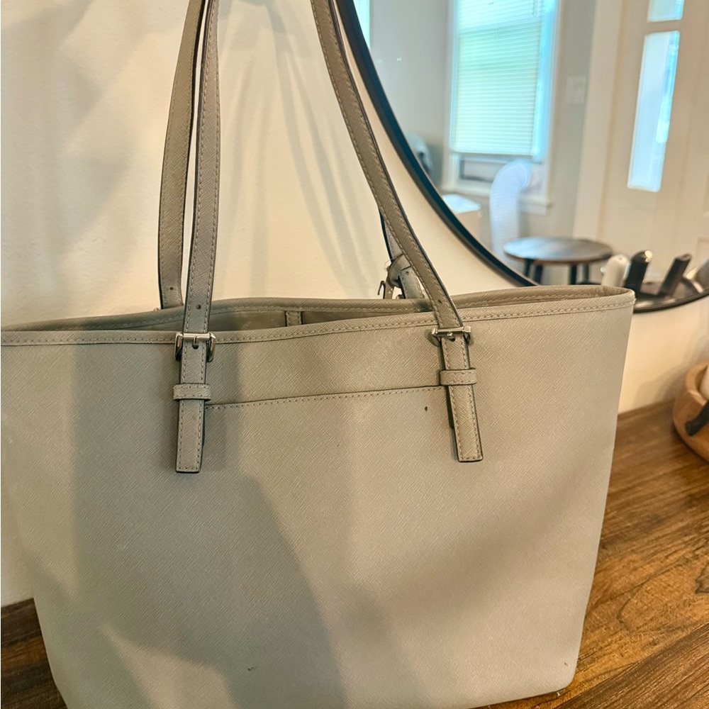Michael Kors Soft Gray Saffiano Tote - Picture 4 of 8